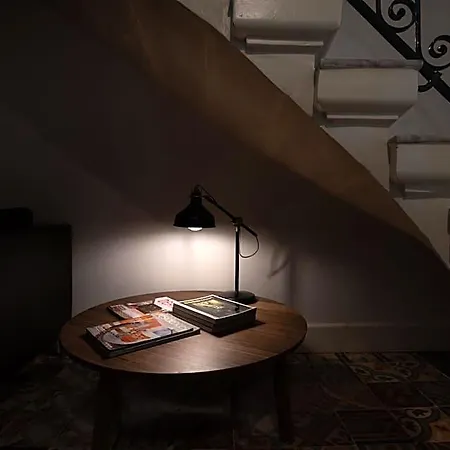 Chapter 5 מלון